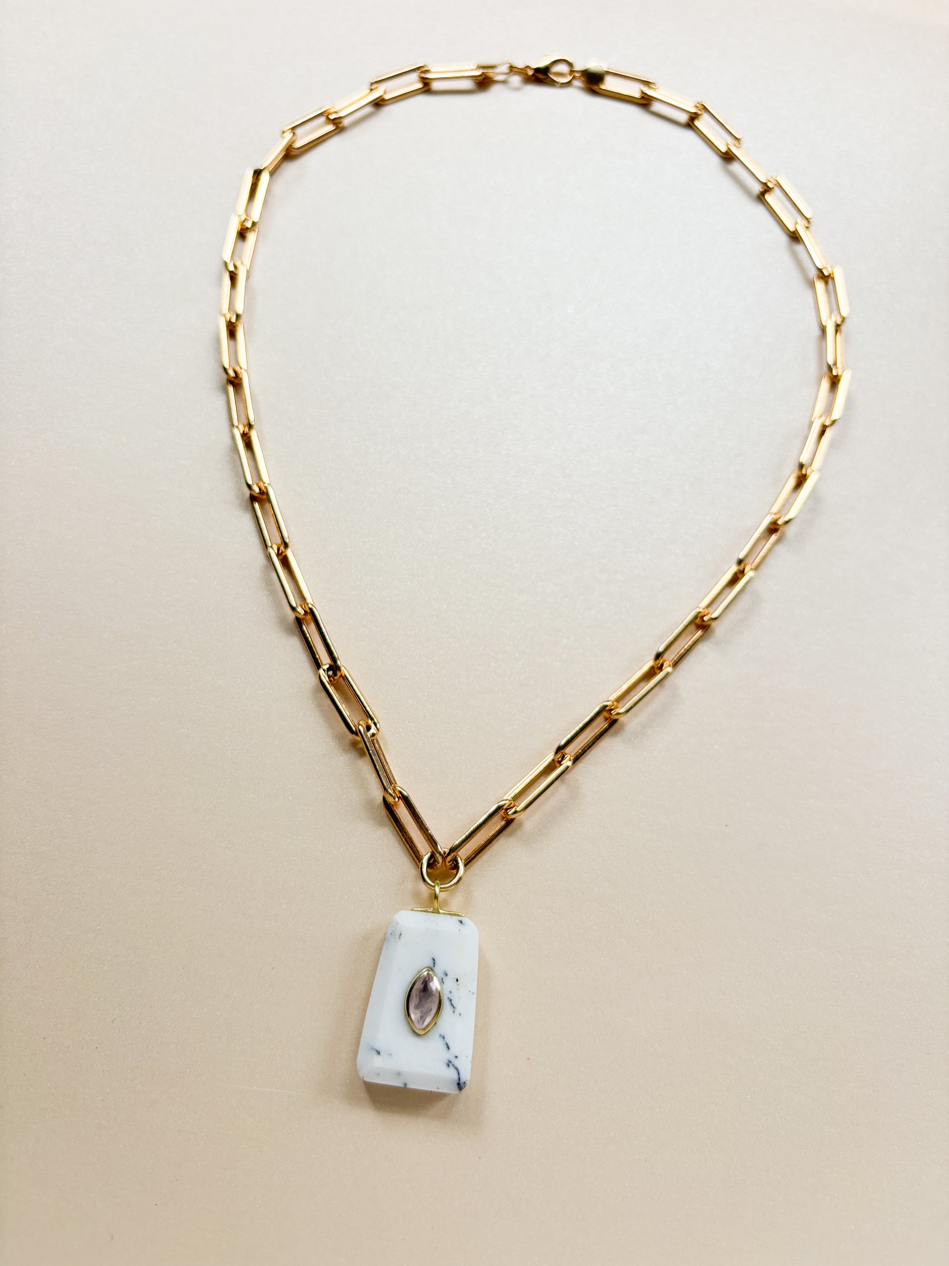 OPELLA NECKLACE