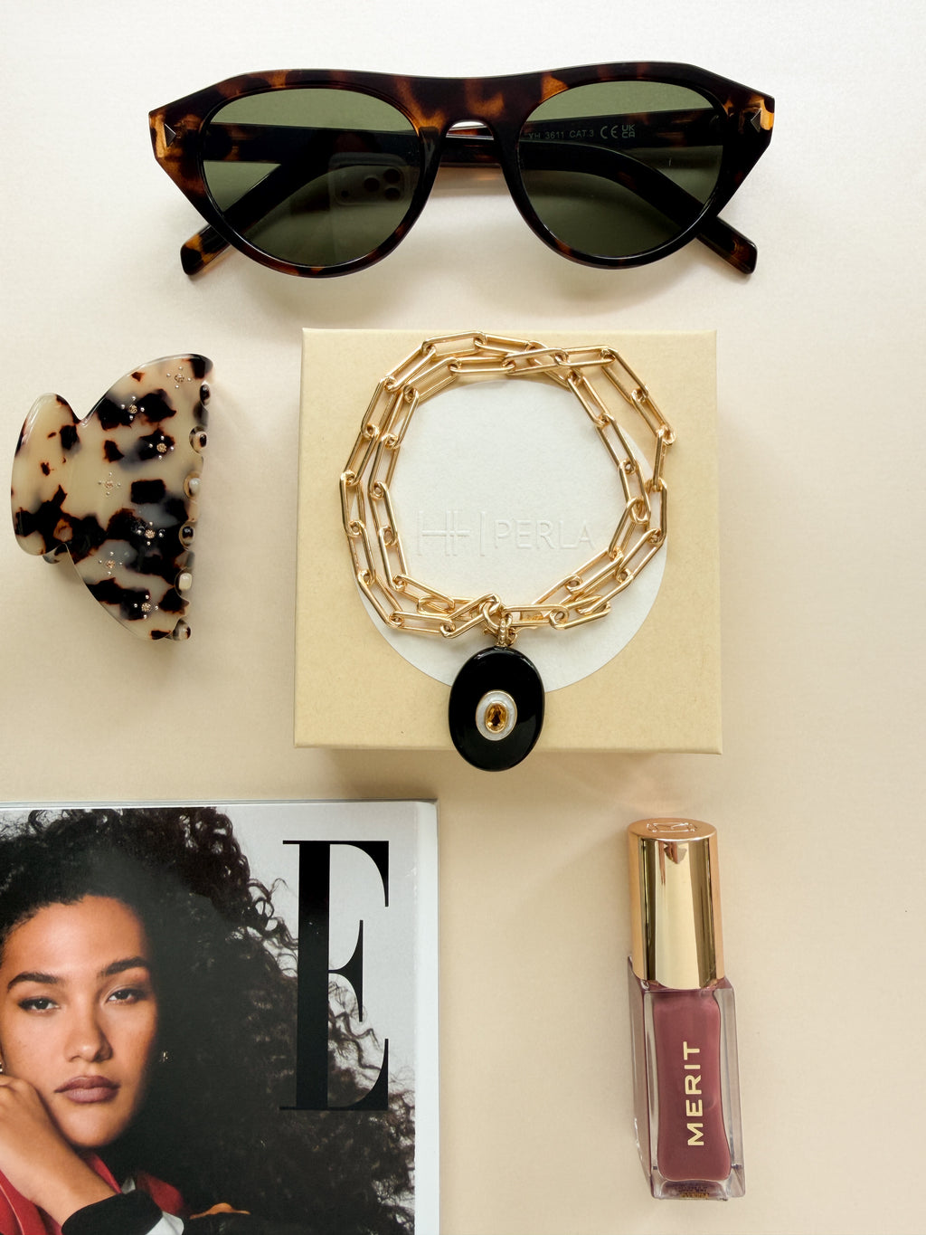 The ICON Pendant Necklace / ONYX