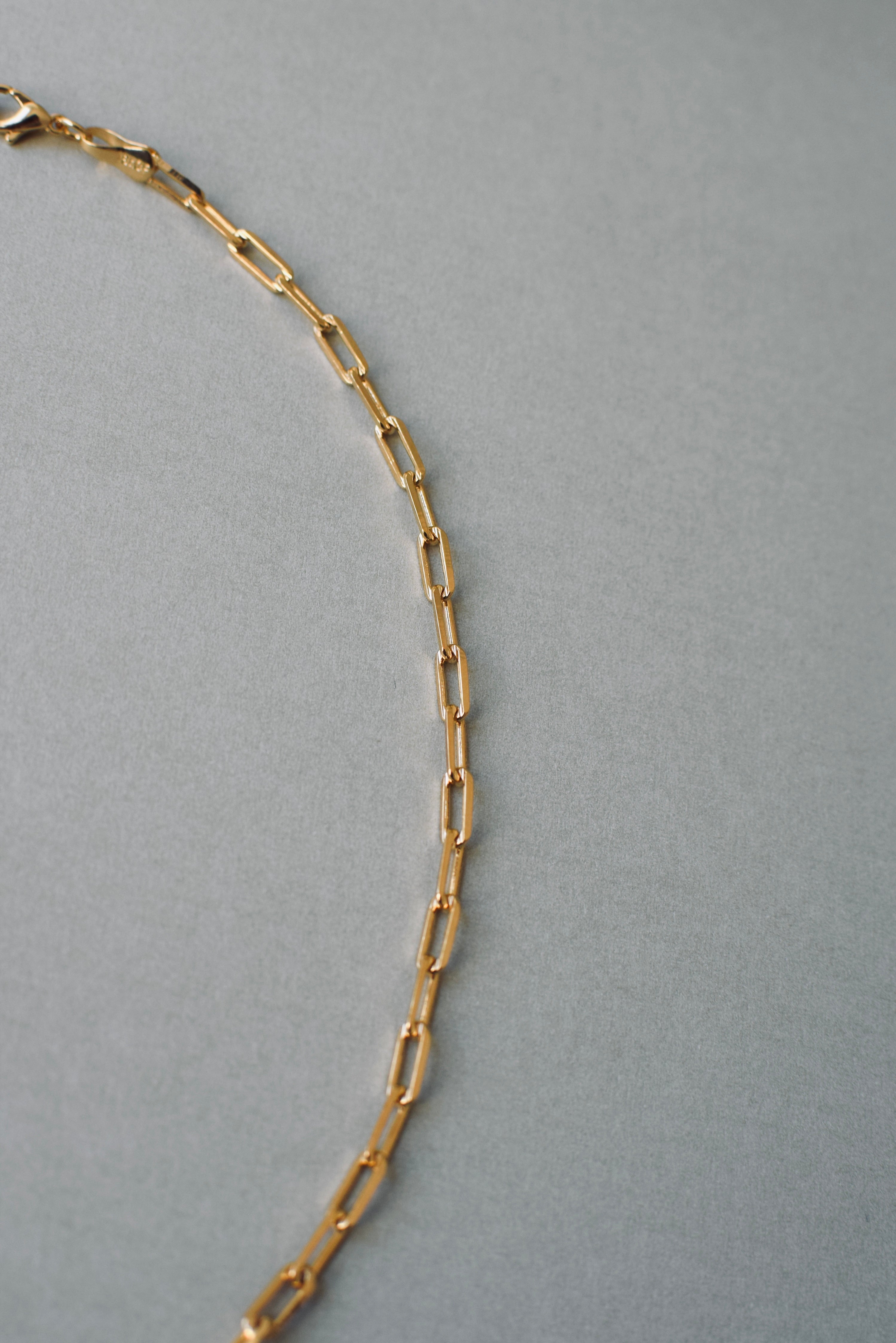 PAPERCLIP NECKLACE