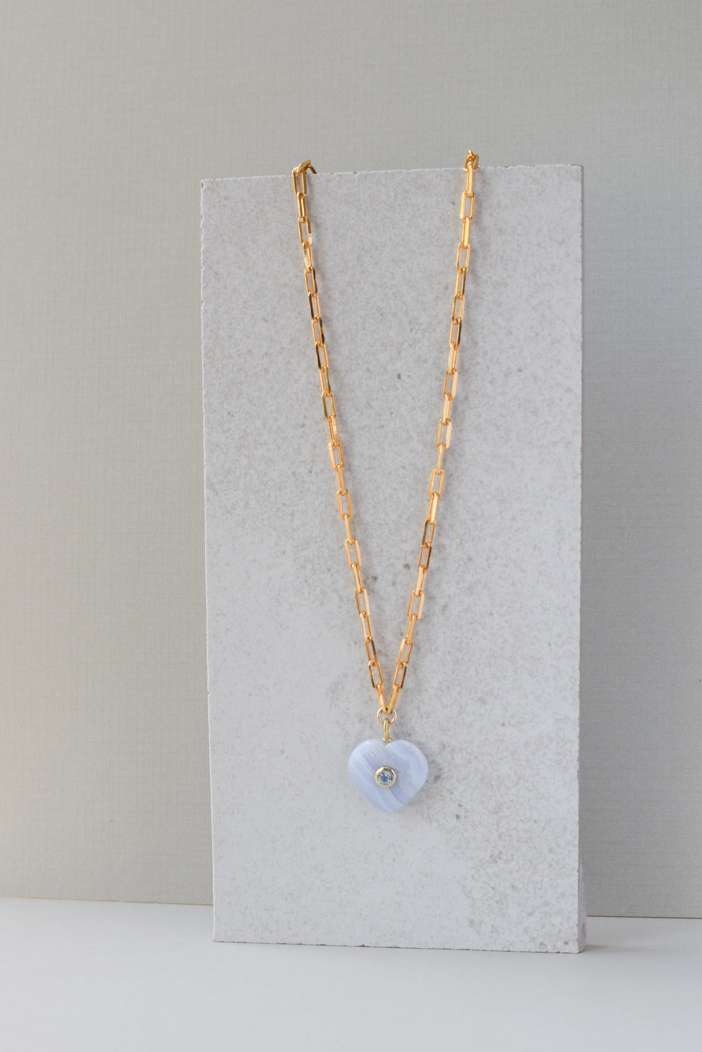 HEART PENDANT NECKLACE / BLUE LACE AGATE