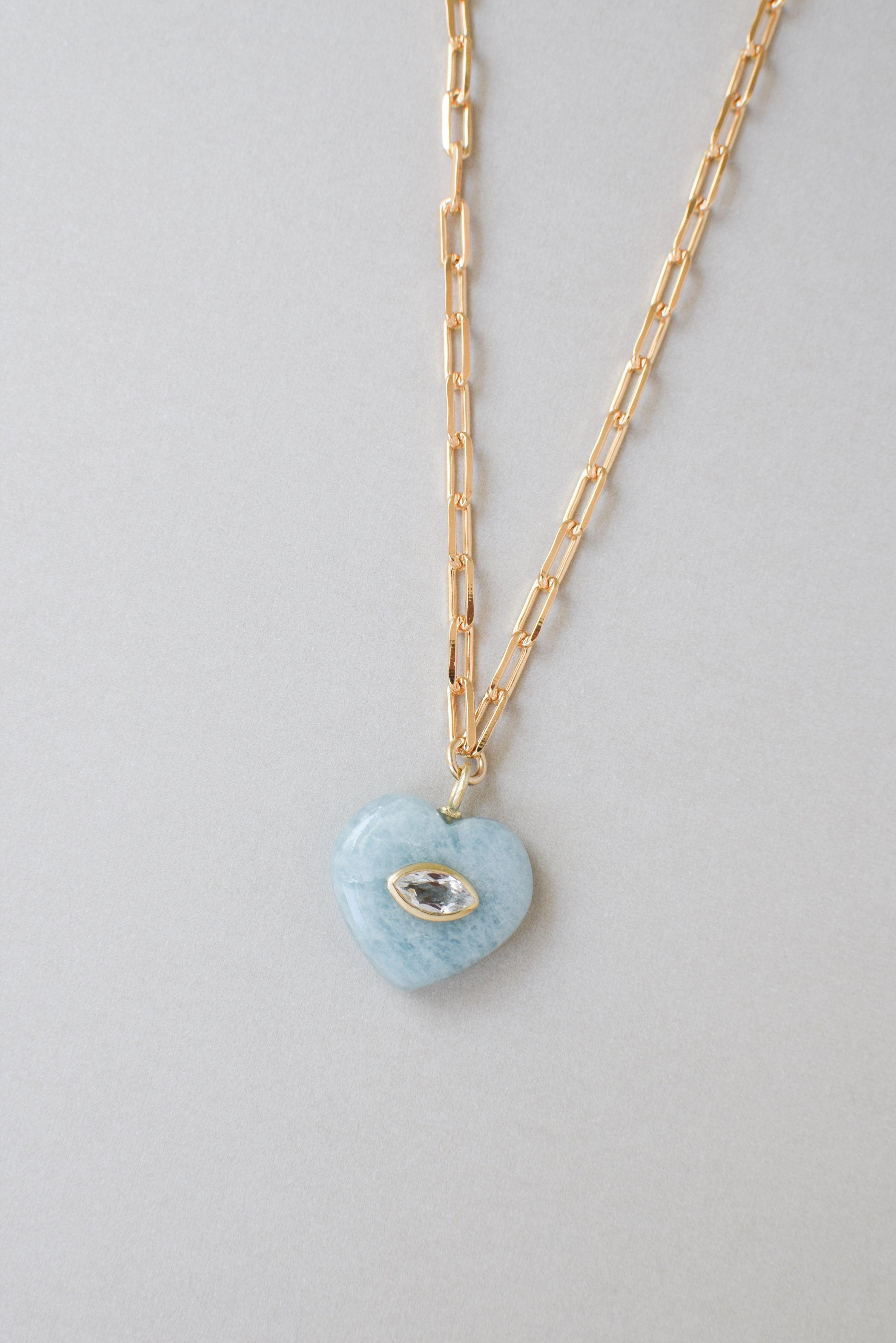 EVIL EYE HEART NECKLACE / AQUAMARINE