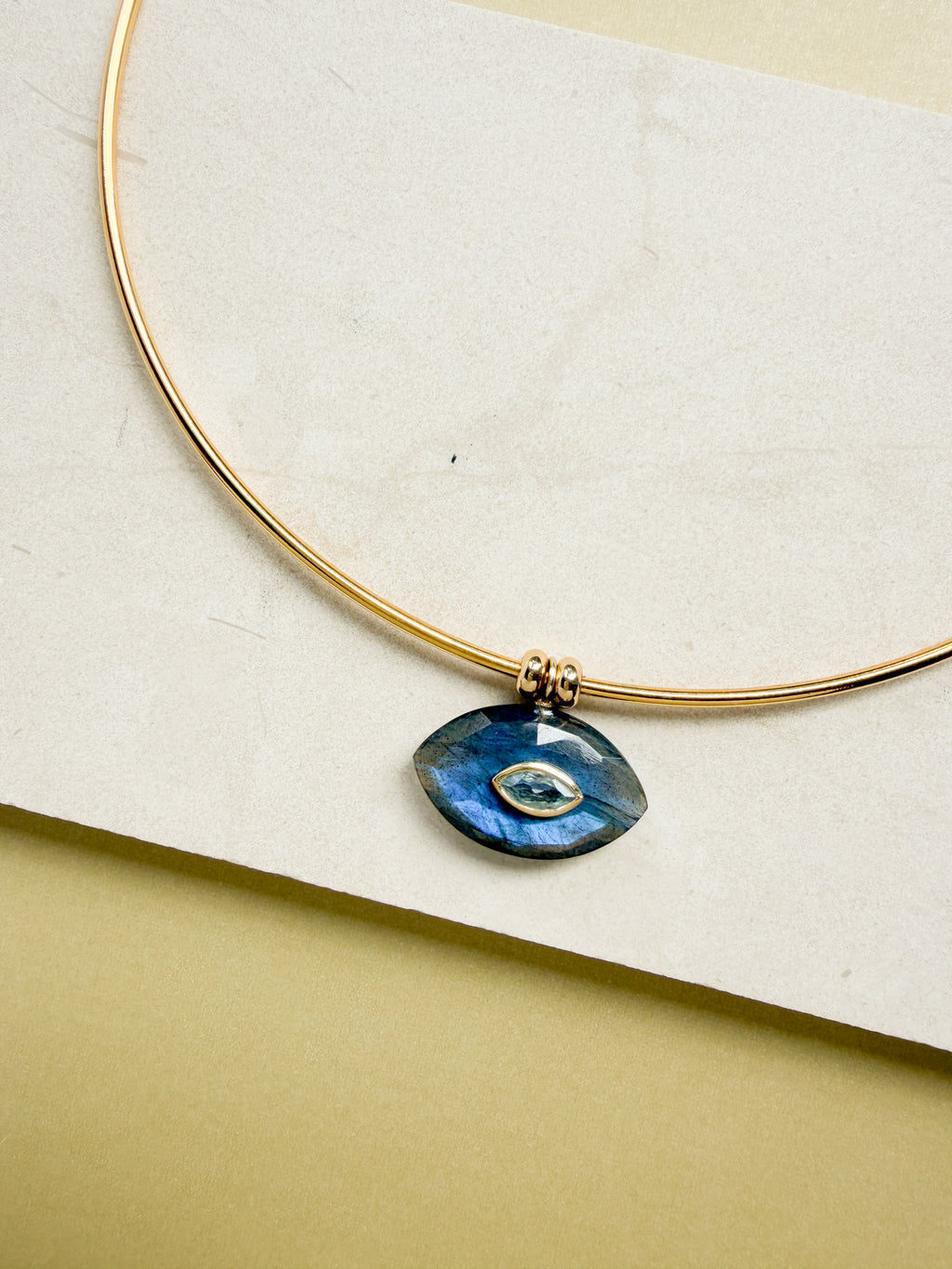 SAGA EVIL EYE COLLAR