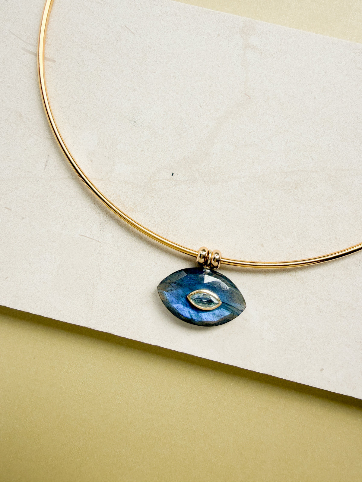 SAGA EVIL EYE COLLAR