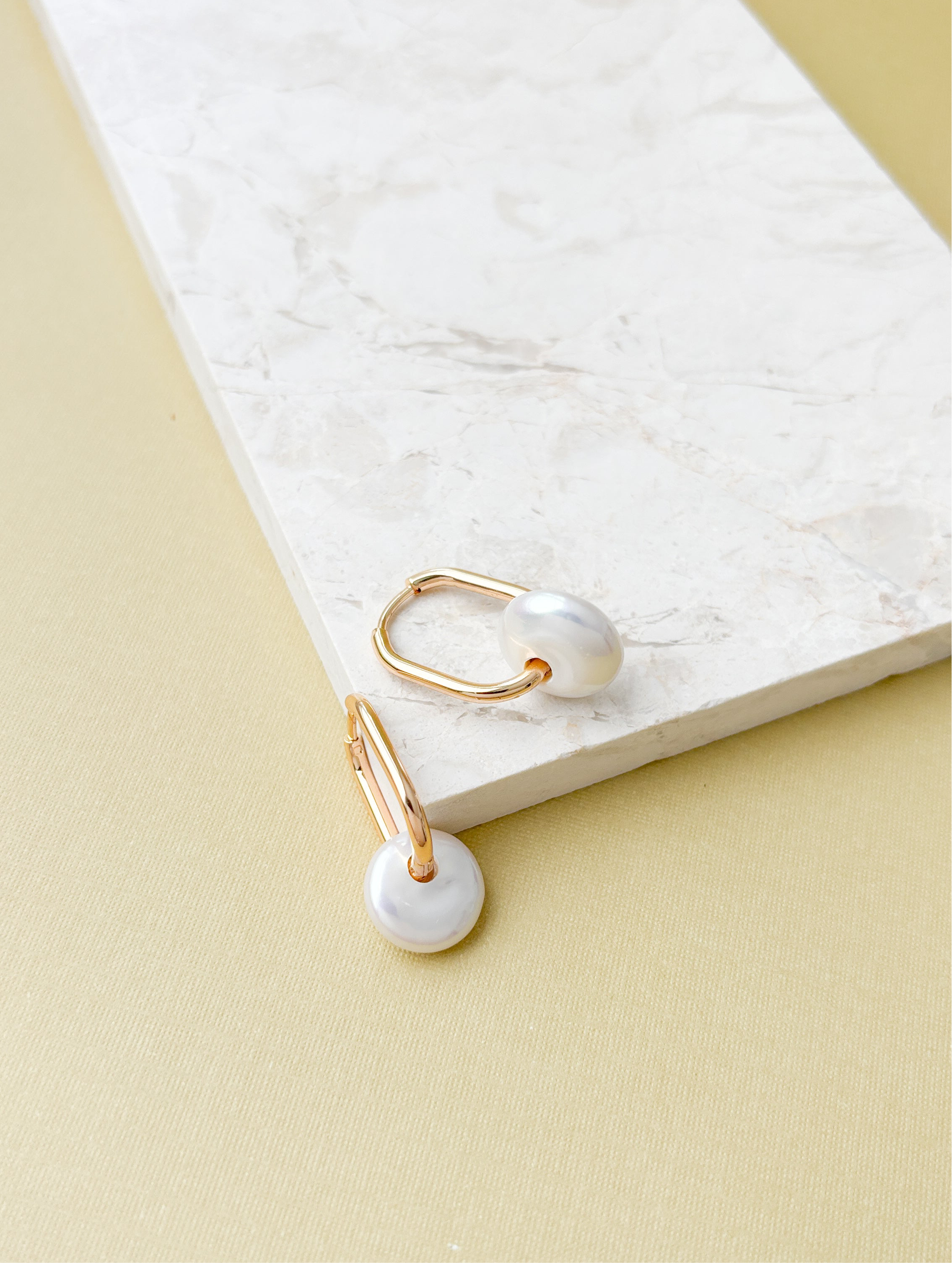 PETITE PEARL HOOPS
