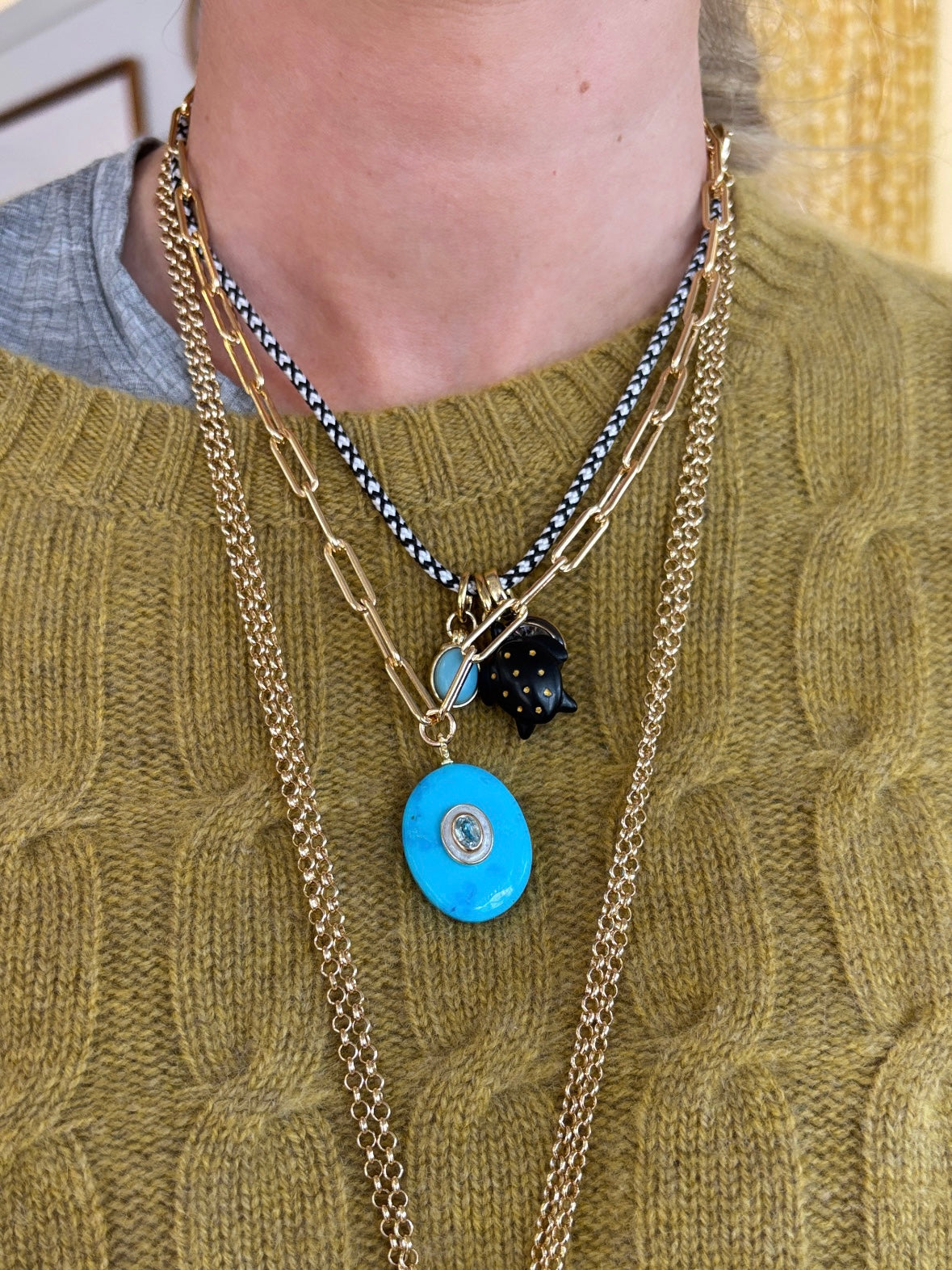 The ICON Pendant Necklace / Blue Howlite