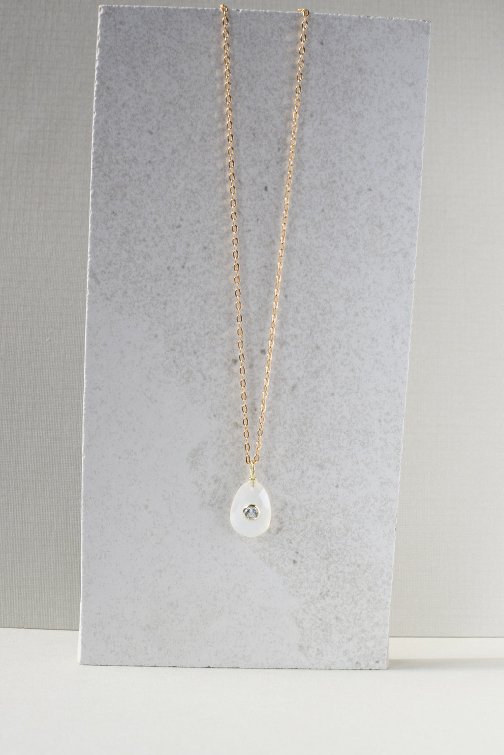 PEACH MOONSTONE TEAR NECKLACE
