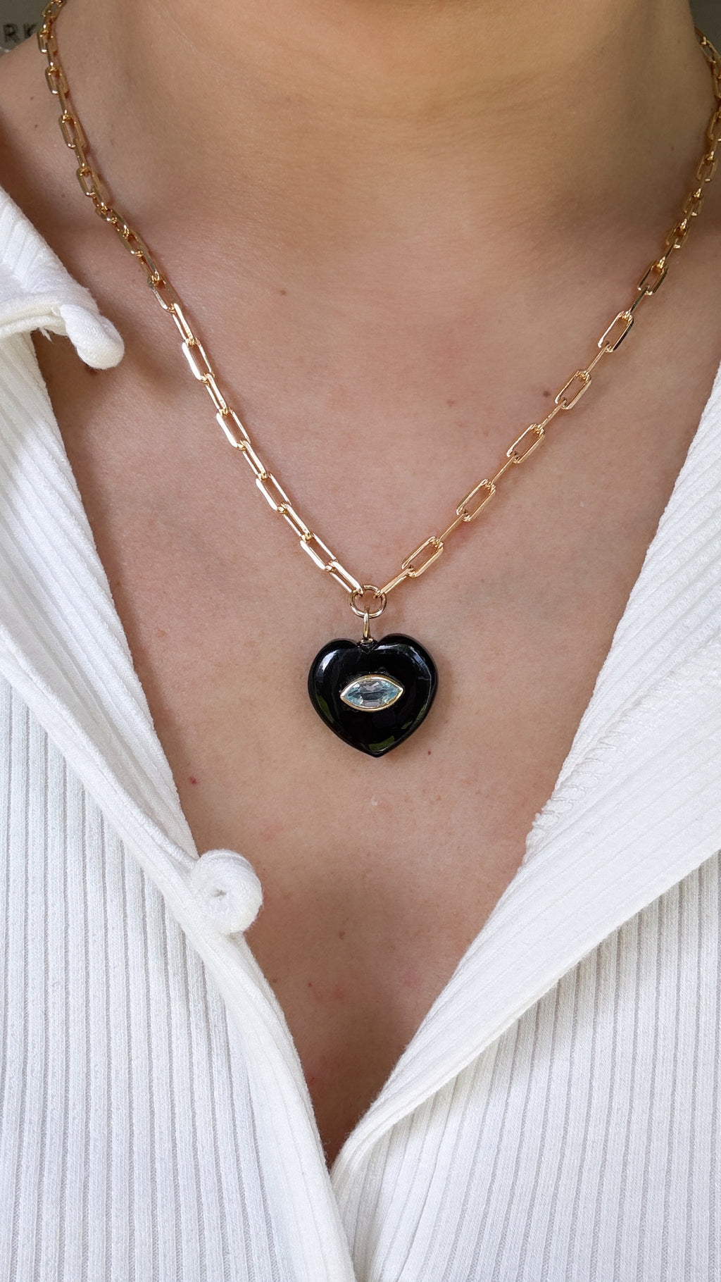 EVIL EYE HEART NECKLACE - ONYX