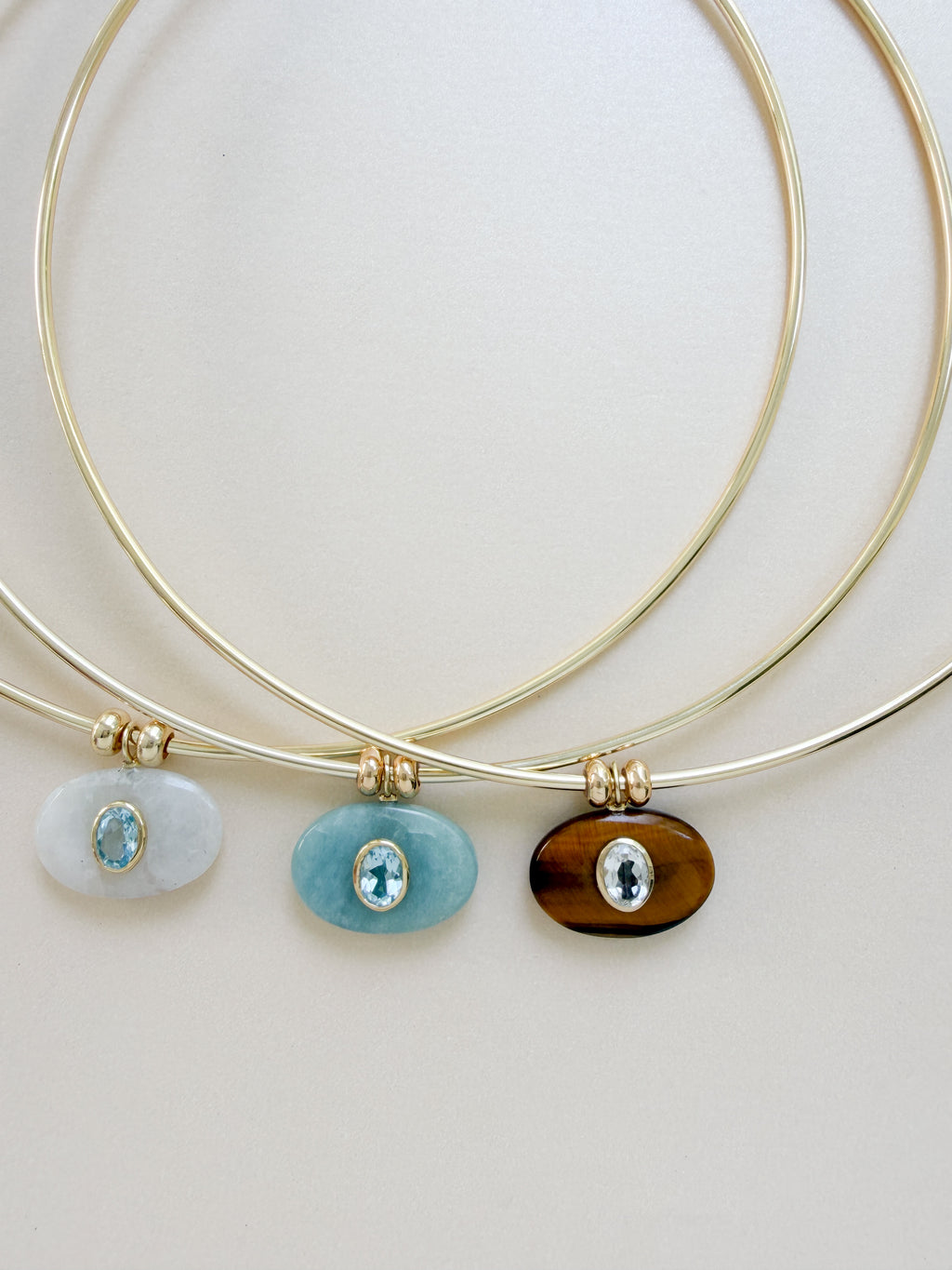 HALO COLLAR NECKLACE