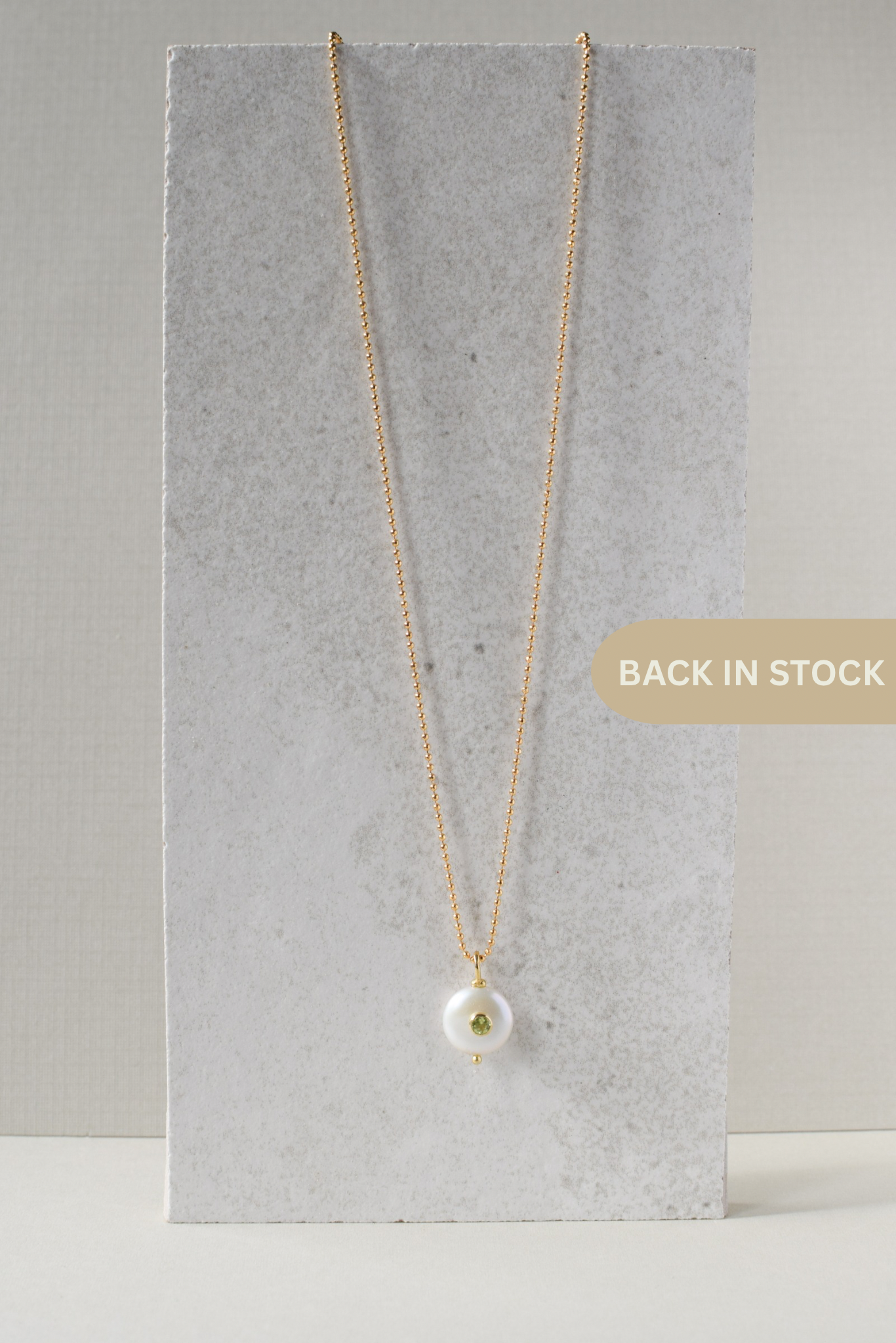 PERIDOT PEARL NECKLACE