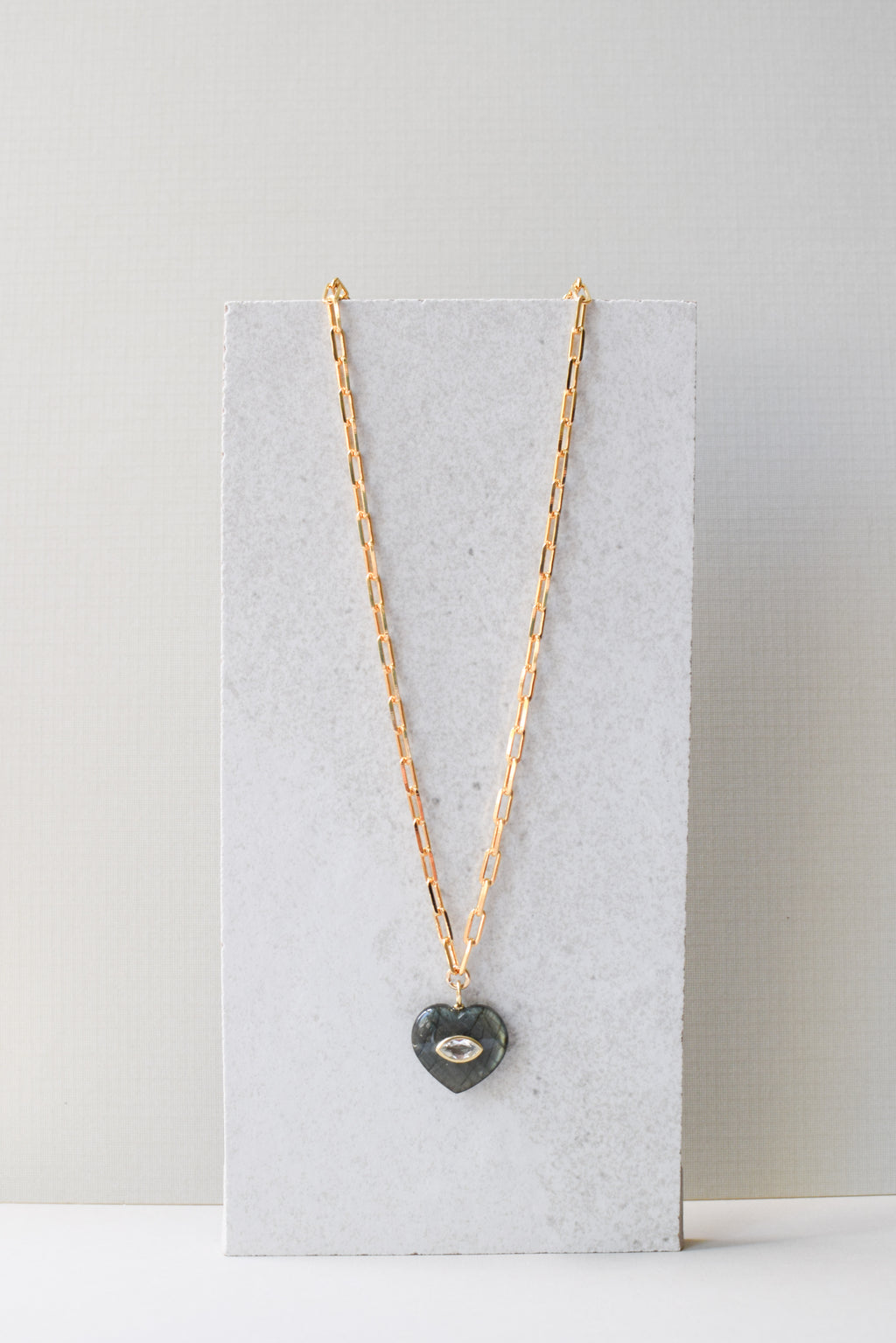 EVIL EYE HEART NECKLACE / LABRADORITE