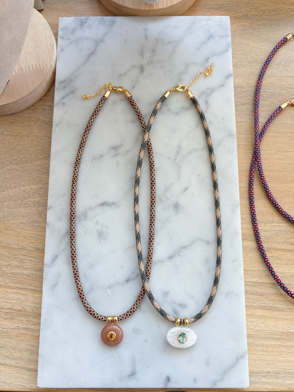 LUXE POWER CORD / PEACH MOONSTONE