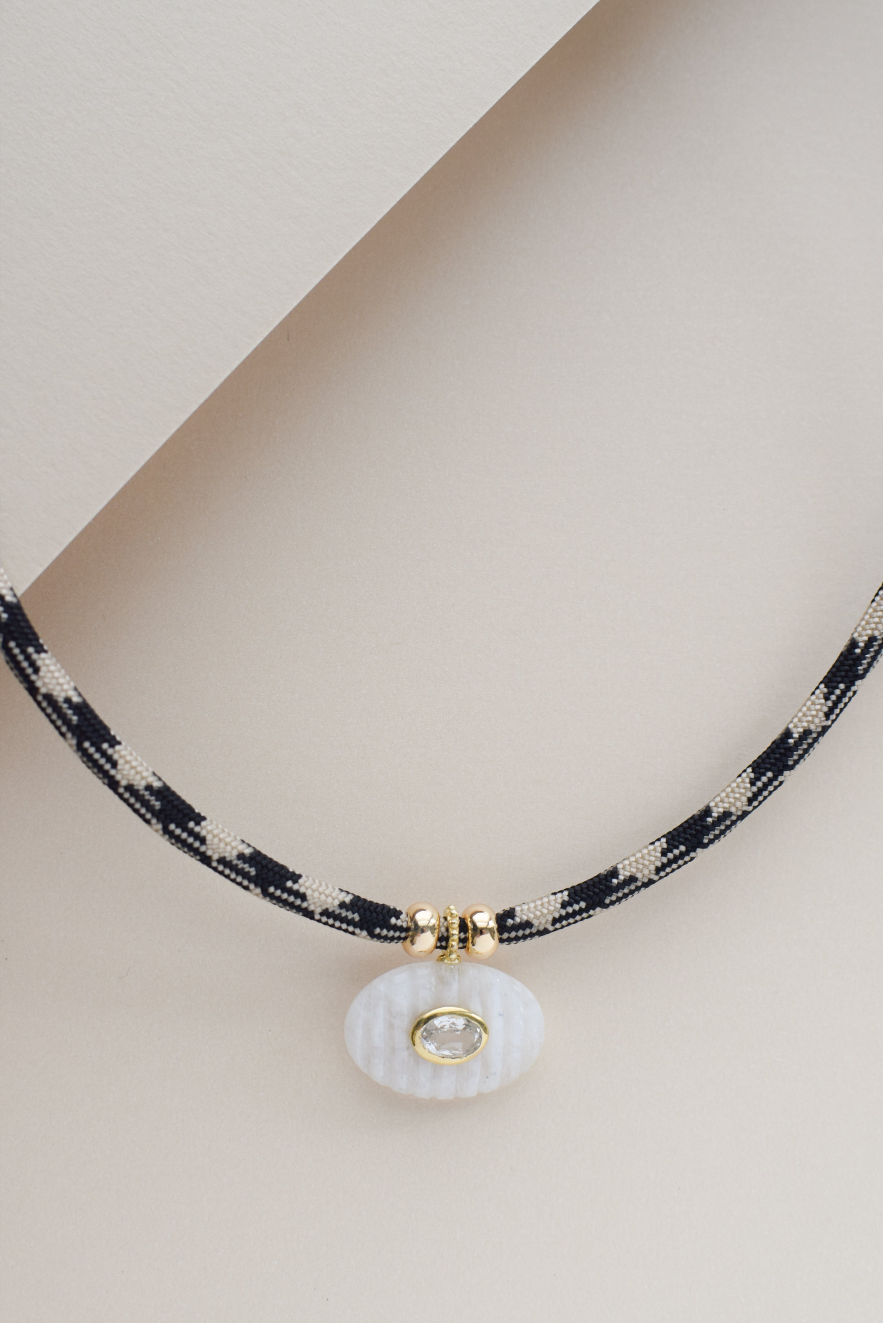 Luxe POWER Cord / RAINBOW MOONSTONE