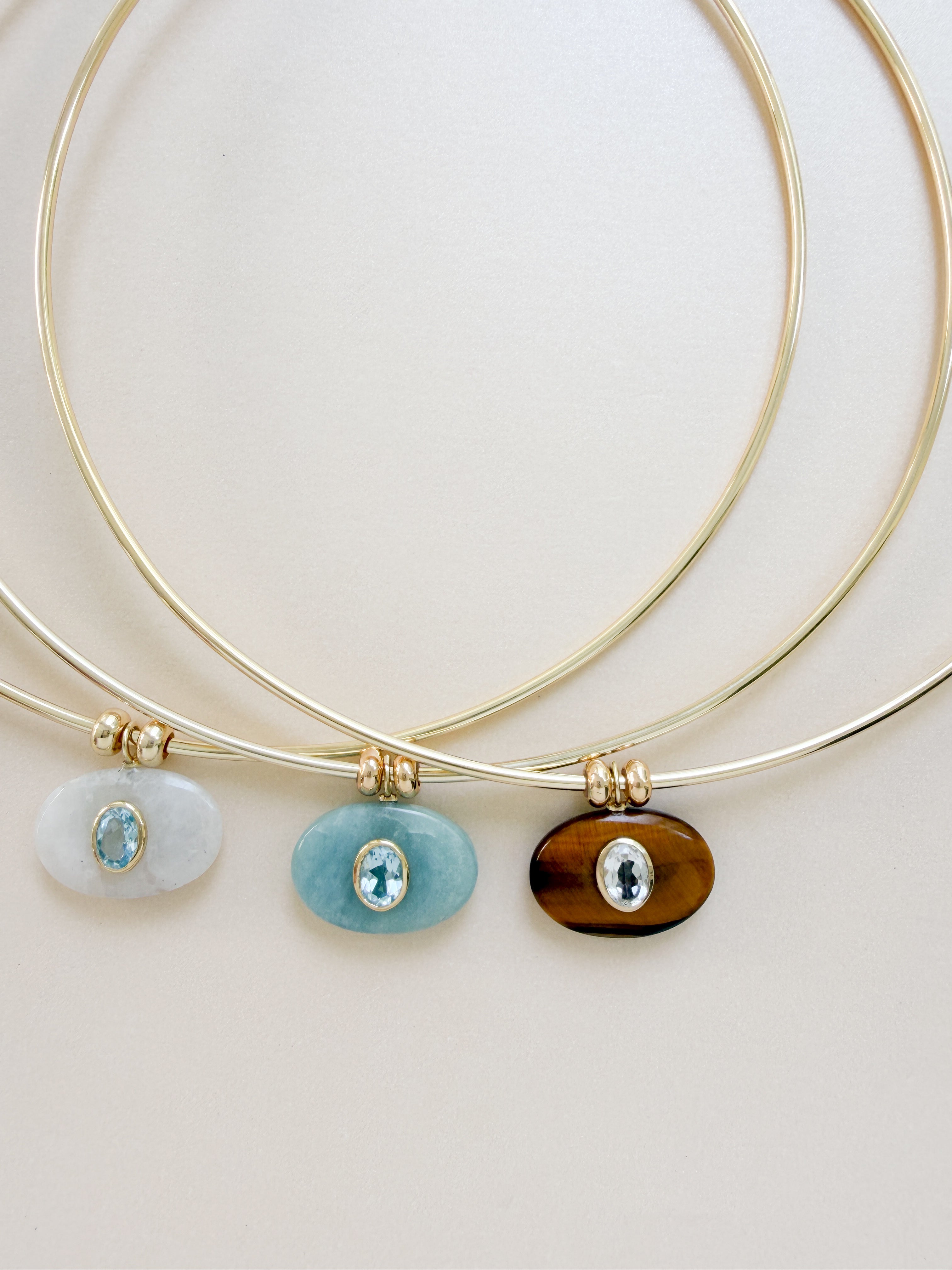HALO COLLAR NECKLACE