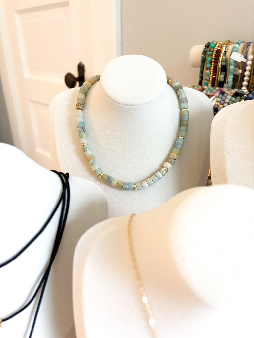 AERIS NECKLACE