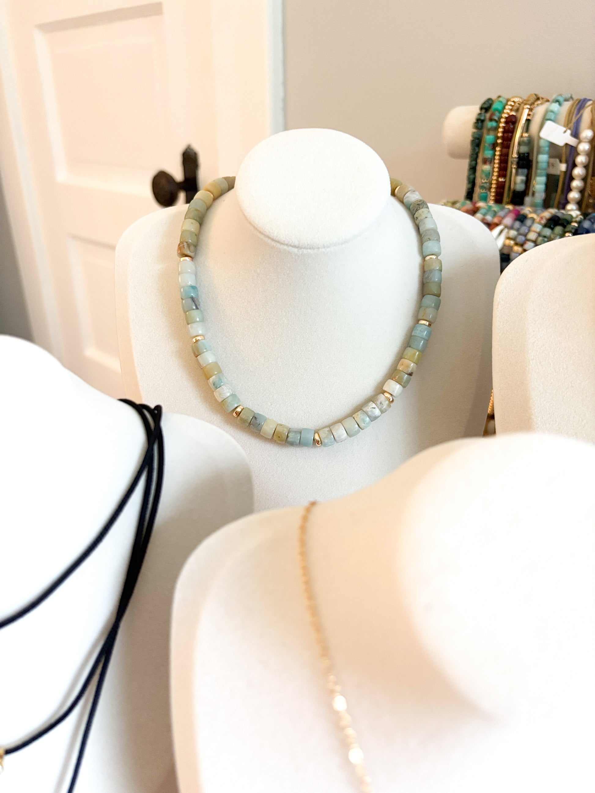 AERIS NECKLACE