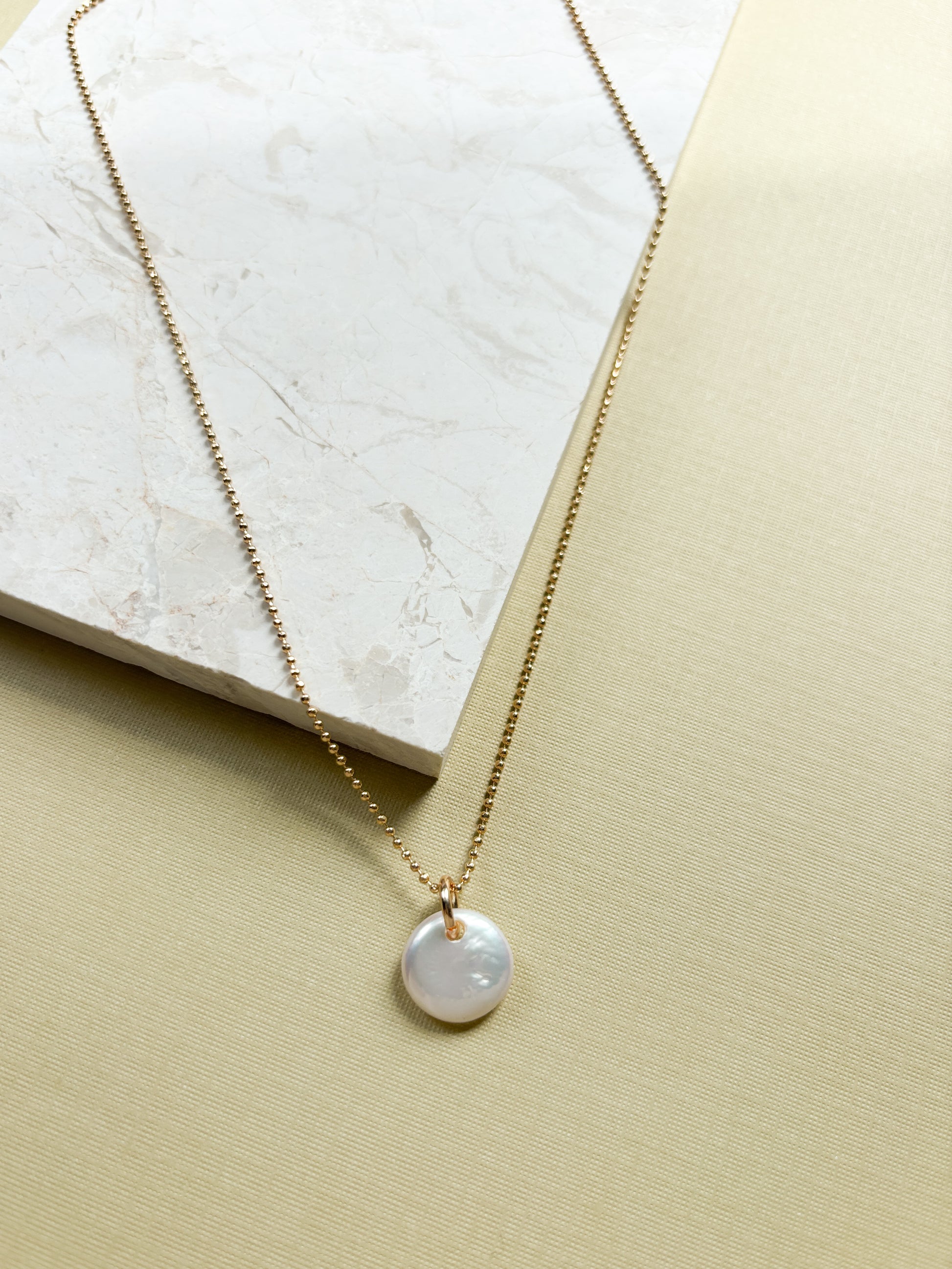 PETITE PERLE NECKLACE